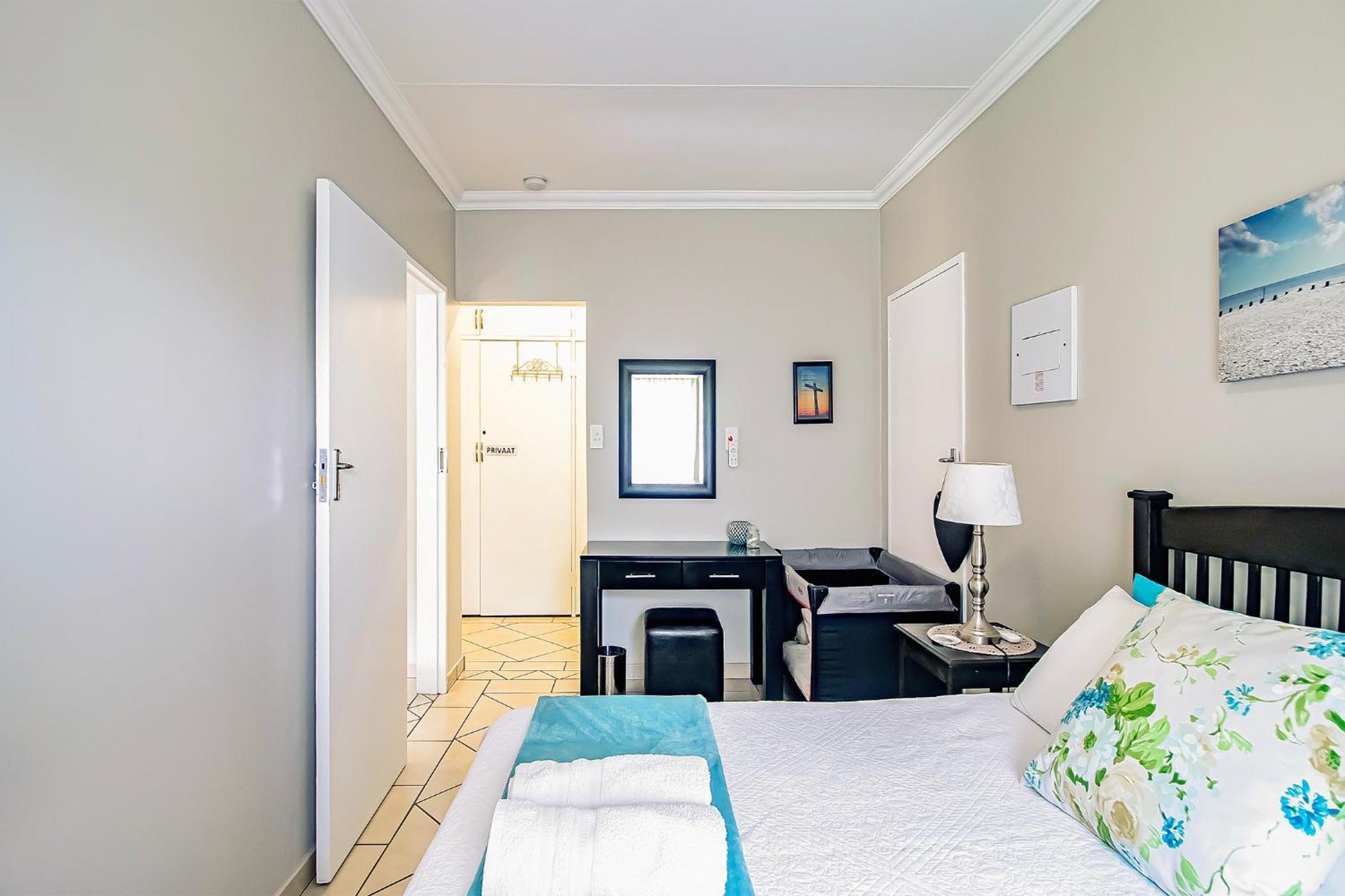 Leozet Self Catering Apartment Pretoria Ngoại thất bức ảnh